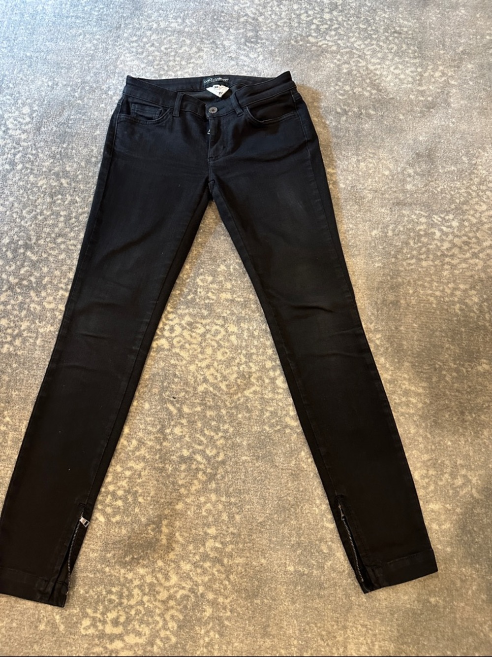 DOLCE AND GABBANA SKINNY JEANS WITH ZIPPER ON BOTTOM SIZE 38 - Picture 2 of 12